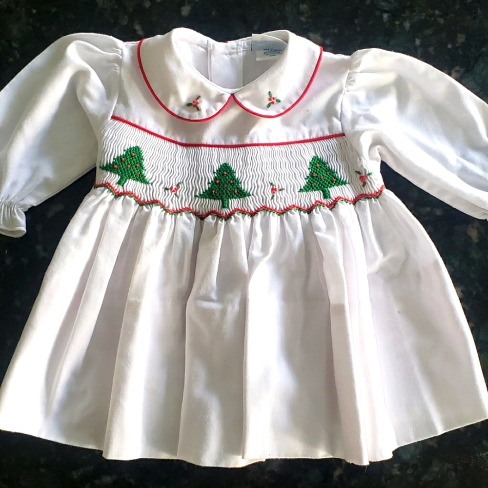 Christmas dress smocked. So sweet!